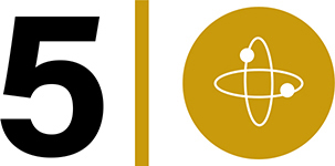 Number 5, a vertical line, and two atoms circulating on two circular pathways are arranged in a row.
